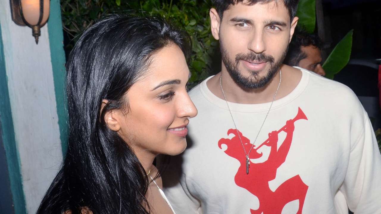 Read more about the article Actress Kiara Advani & Sidharth Malhotra who have been fuelling link-up rumours since 2 years, calls Sidharth one of her ‘closest friends’ in Bollywood